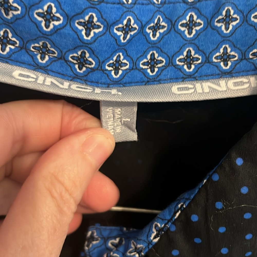 Cinch Blue Patterned Button-Up Shirt - Picture 2 of 4